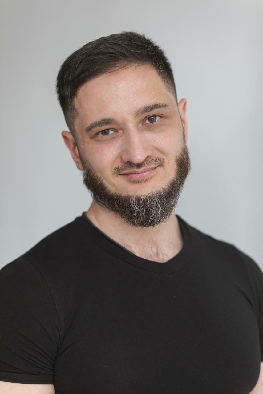 Доктор Штрошер Ярослав Сергеевич